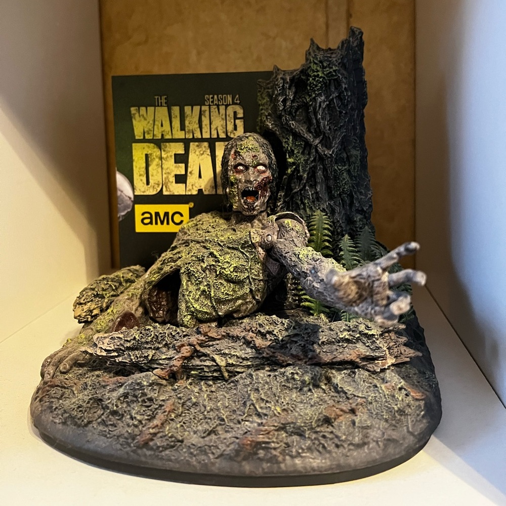 The walking dead season 4 limited edition